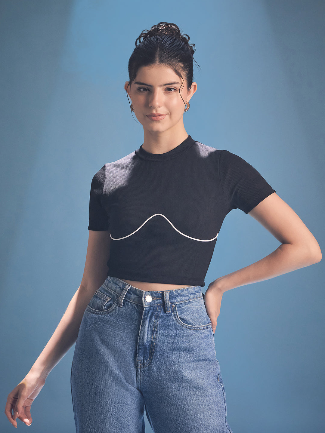 Stretchable Contrast Piping Rib-knit Top