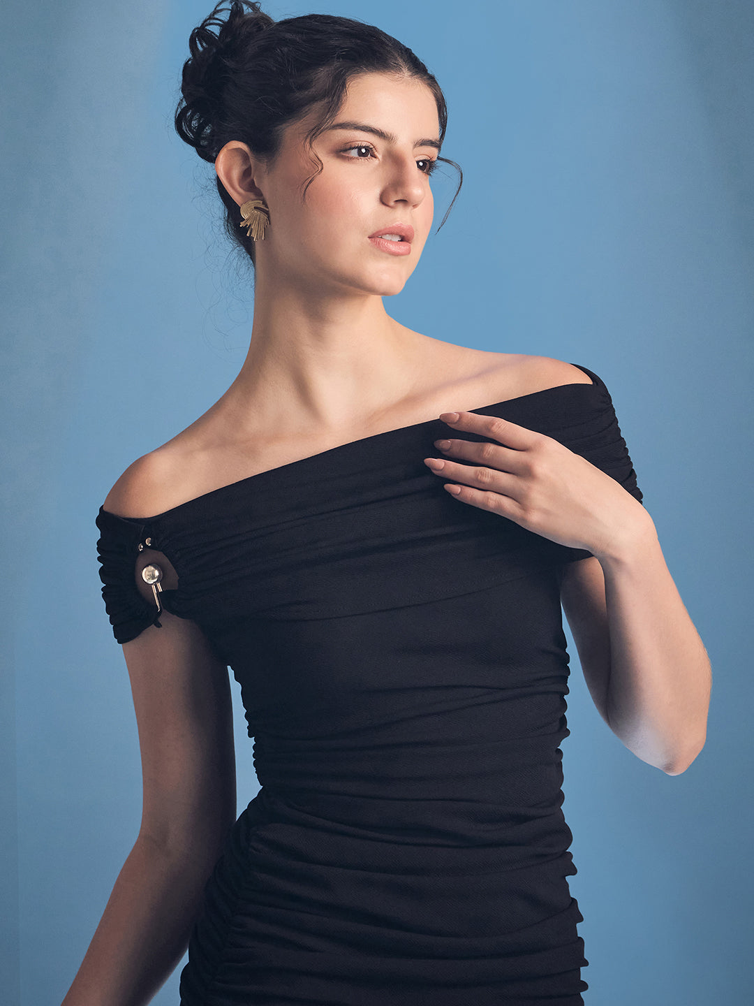 Ring Accent Off Shoulder Stretchable Maxi Dress
