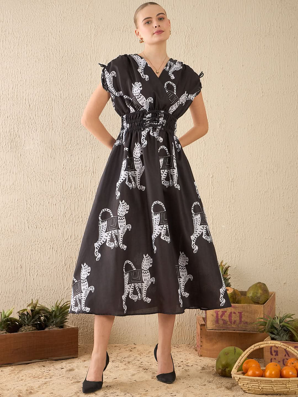 Bow Detailed Ruched Midi Dress