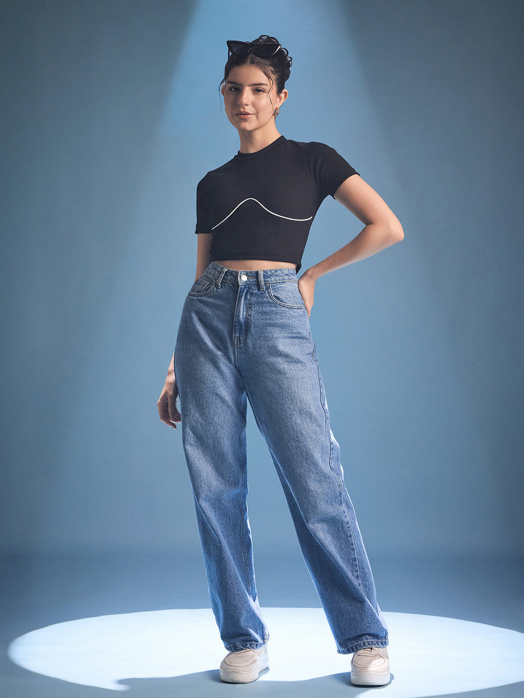 Stretchable Contrast Piping Rib-knit Top