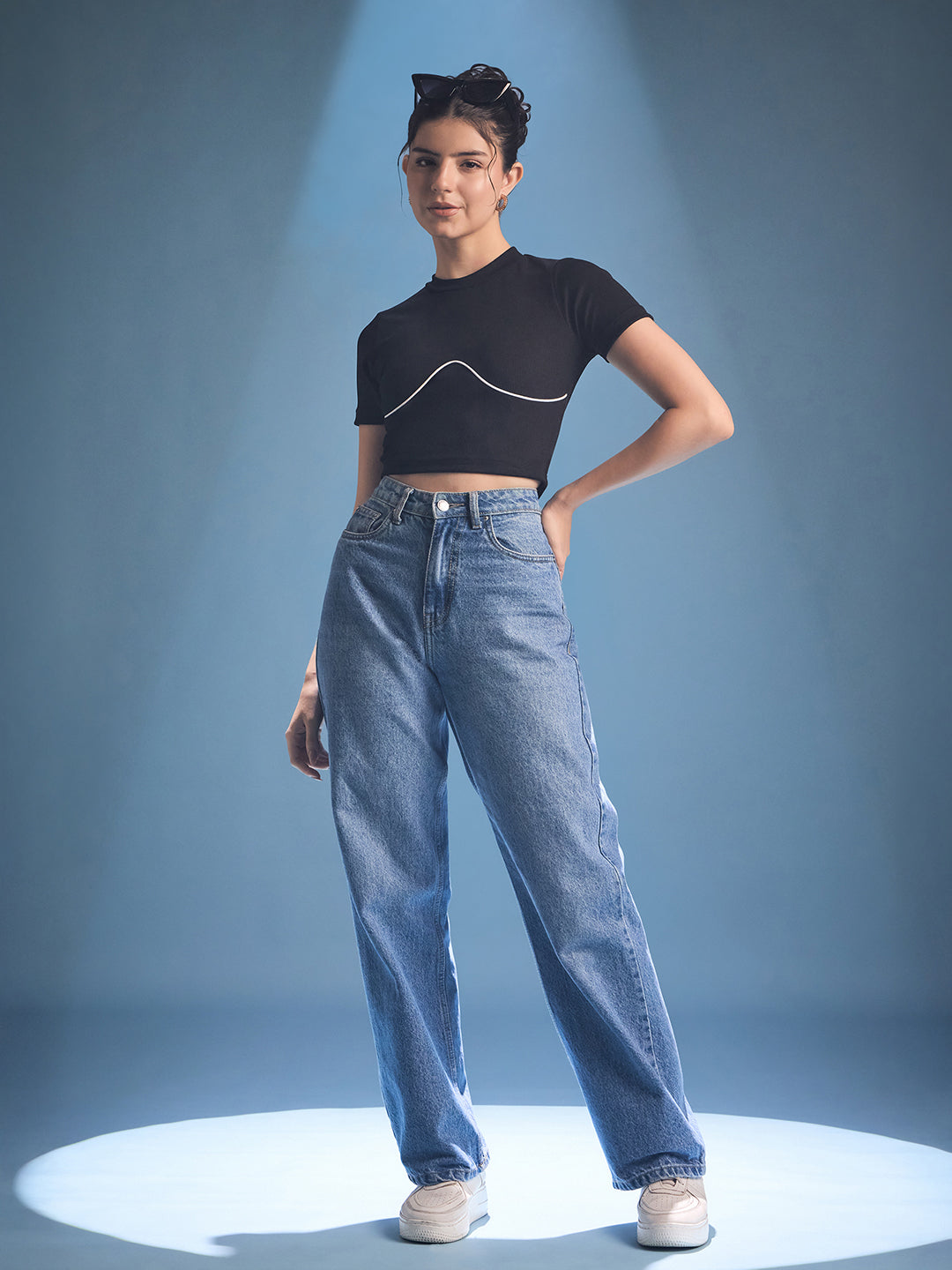 Stretchable Contrast Piping Rib-knit Top