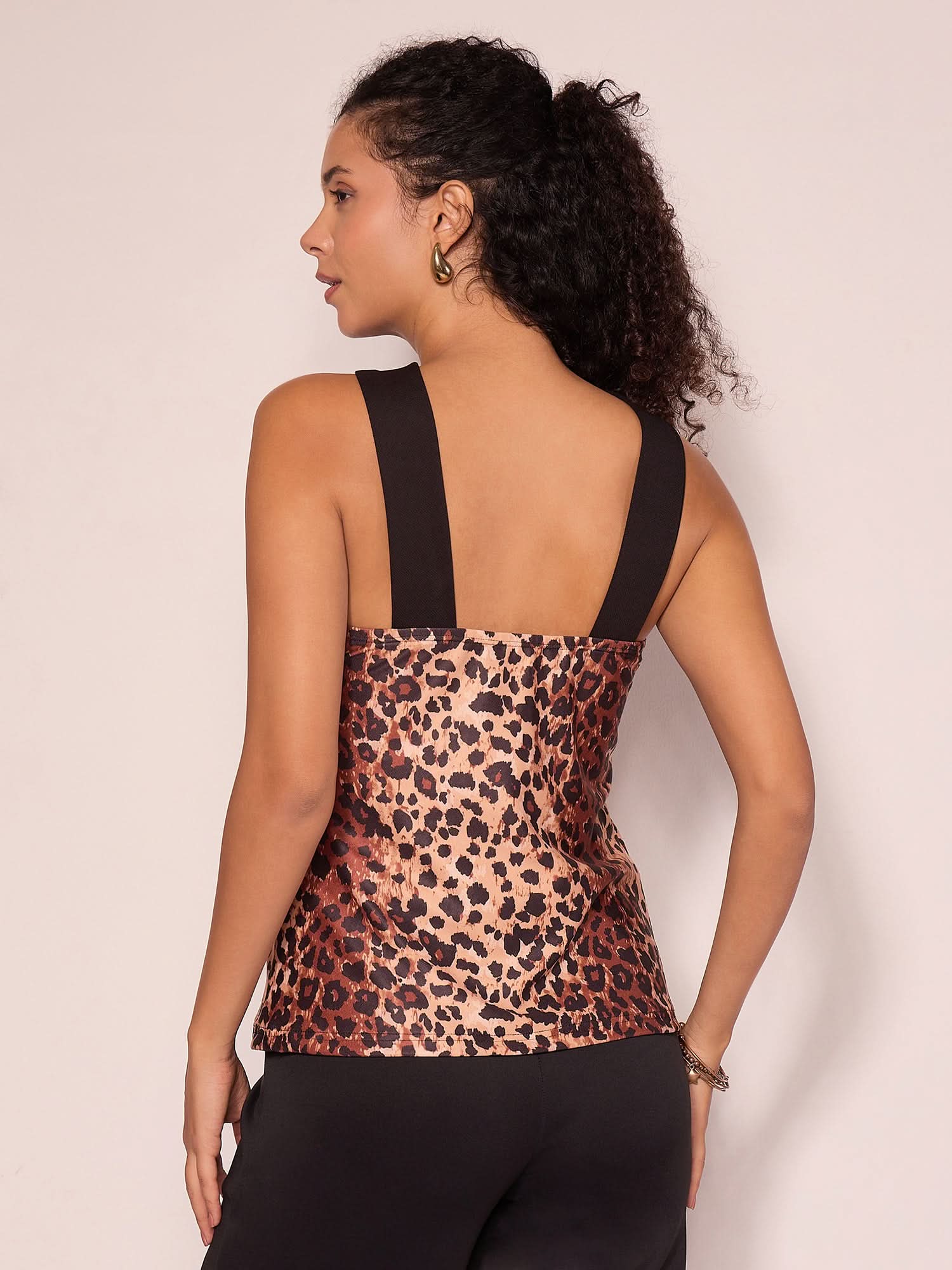 Stretchable Criss Cross Cutout Top