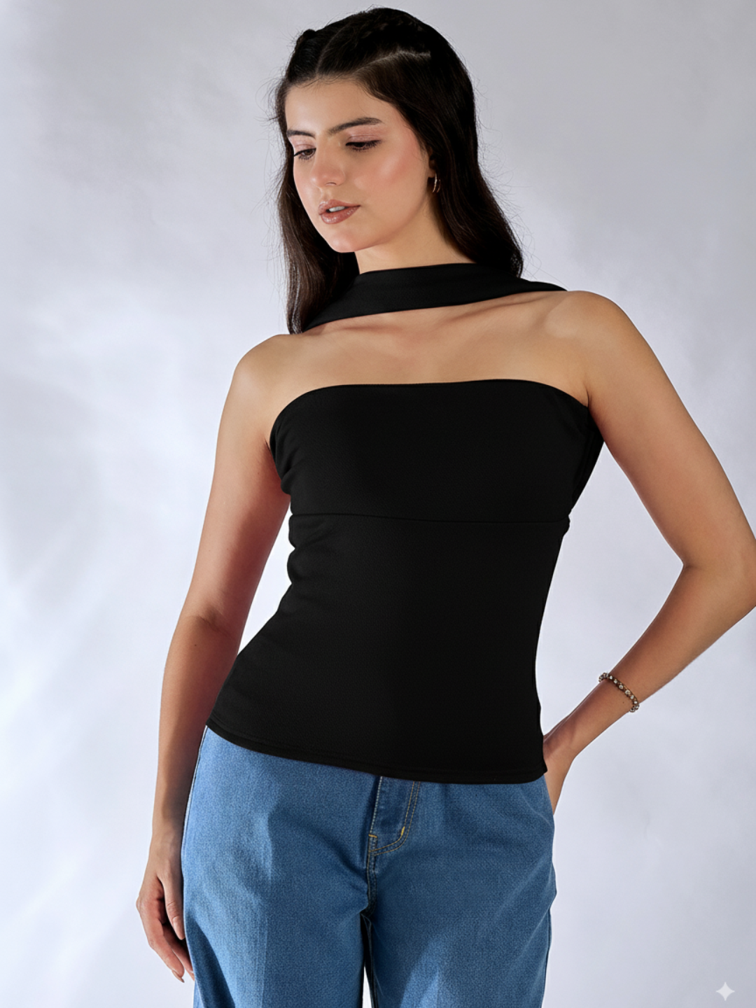 Stretchable Strapless Scarf Neck Top
