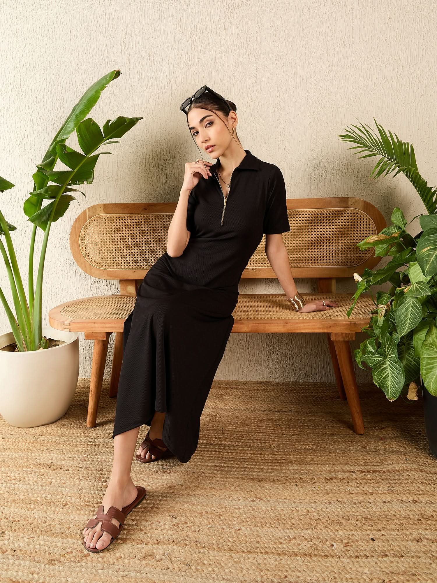 Stretchable Front Zip-up Midi Dress