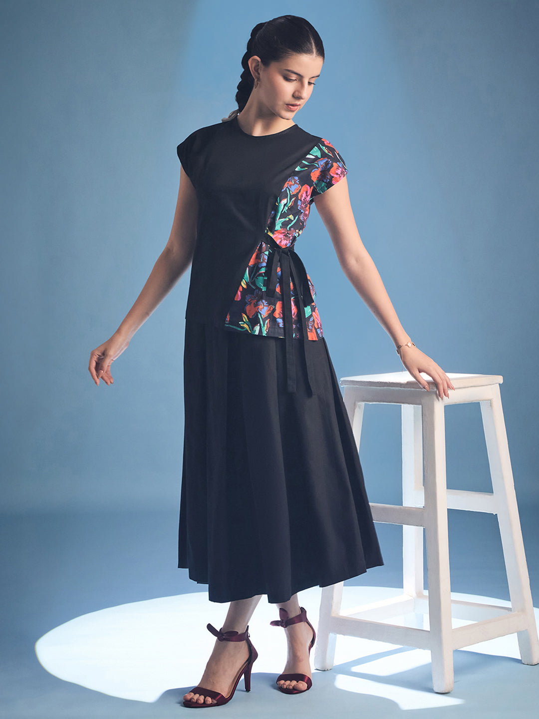 Contrast Tie Up Cotton Top
