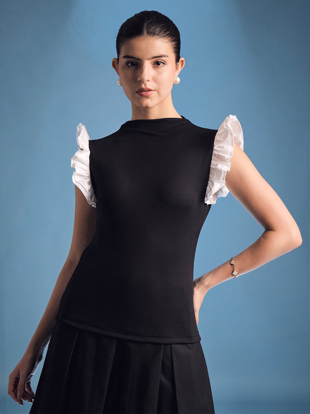 Stretchable Top With Contrast Ruffle Sleeves
