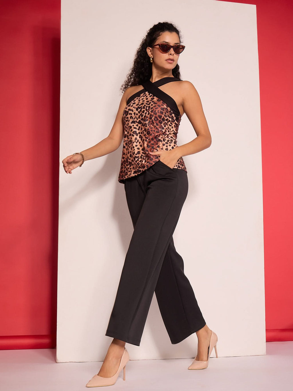 Stretchable Criss Cross Cutout Top